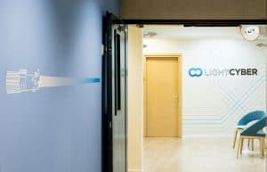 פרוייקט lightcyber. עיצוב: סטודיו Hube